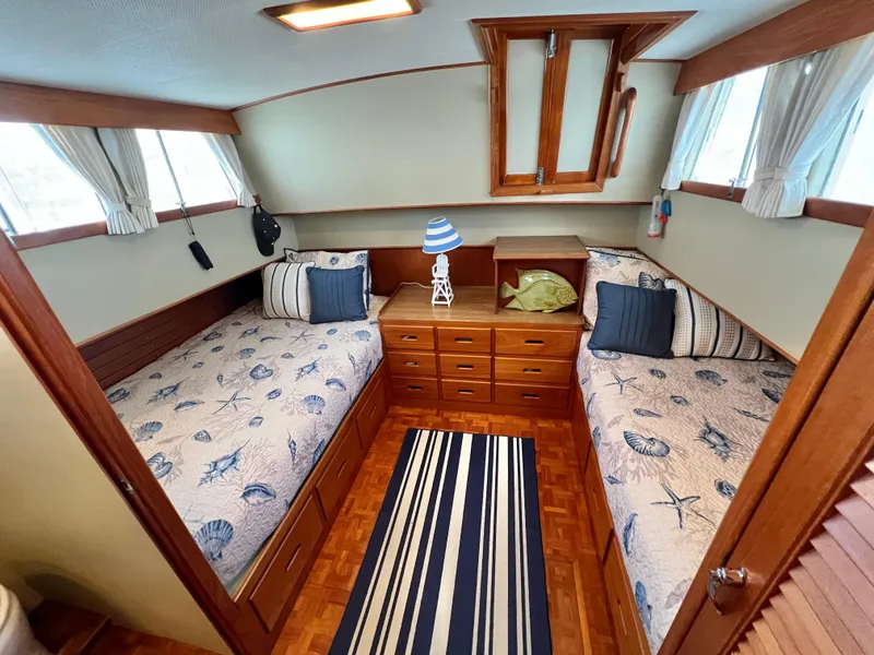 Slide: The Image of Aft Cabin - 31