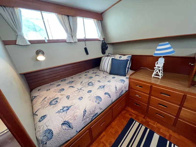 Slide: The Image of Starboard Double Berth - 32