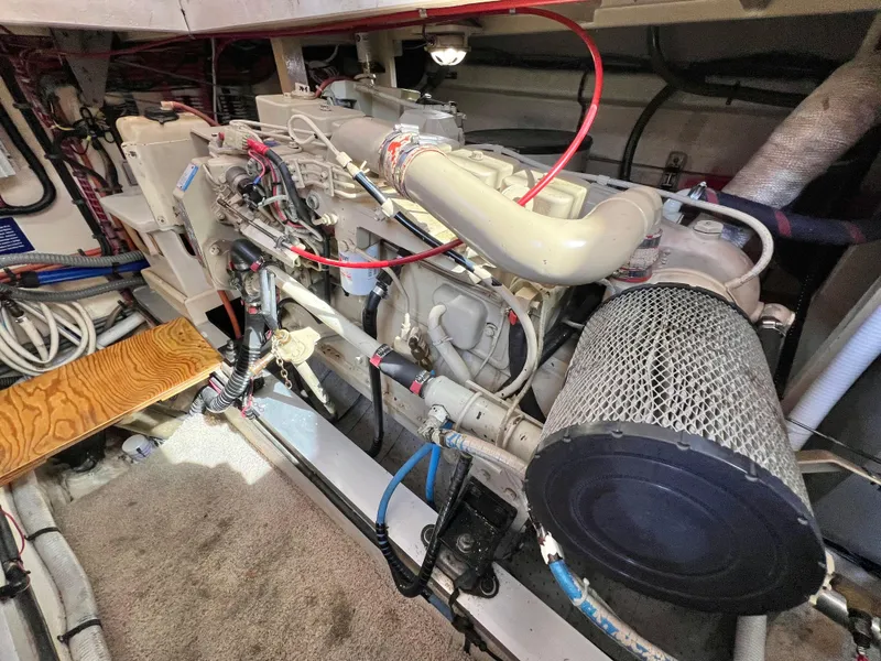 Slide: The Image of Starboard Cummins 6BT5.9 - 55