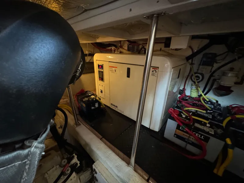 Slide: The Image of Silverton 43 Sport Bridge 2006 - 58