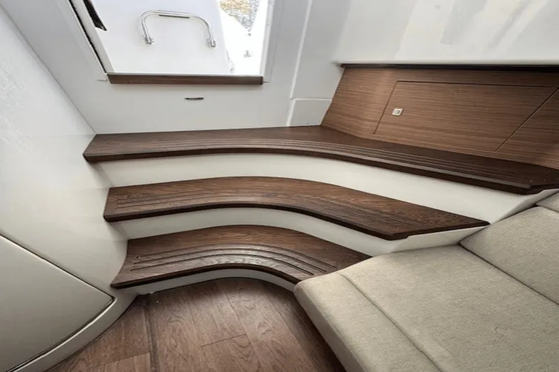 Slide: The Image of Boston Whaler 420 Outrage 2018 - 30