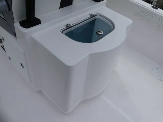 Slide: The Image of Twin Vee 280 GFX CC 2025 - 26