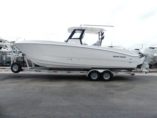 Slide: The Image of Twin Vee 280 GFX CC 2025 - 4