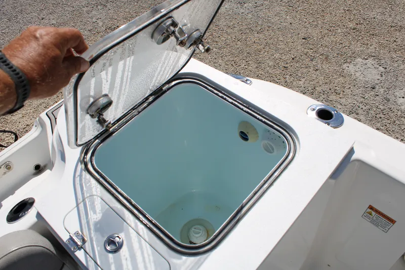 Slide: The Image of Livewell compartment on a 2021 Sea Fox 268 Commander boat. - 9