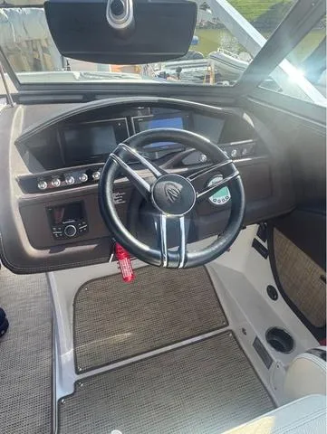 Slide: The Image of Cobalt R7 Surf 2019 - 6