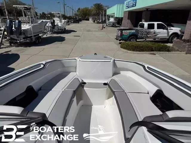 Slide: The Image of Yamaha AR250 2025 - 9