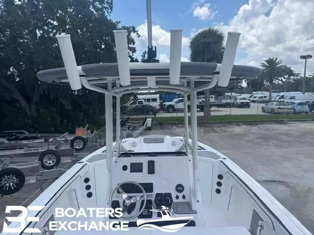 Slide: The Image of Yamaha 222 FSH Sport 2025 - 3