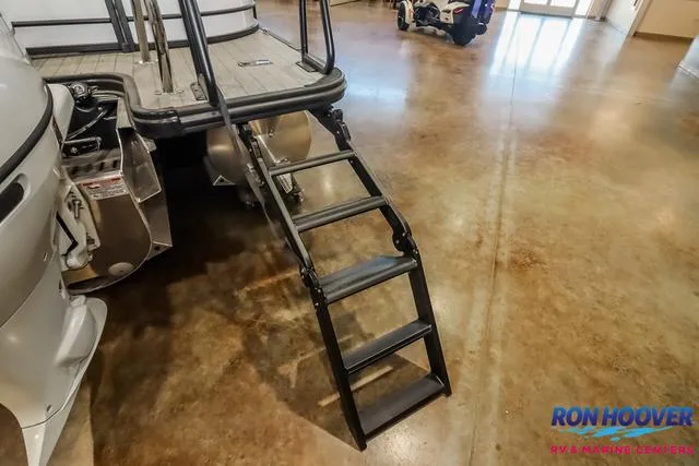 Slide: The Image of Starcraft EXS1 2025 - 22