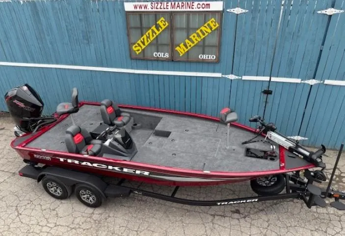 Slide: The Image of 2025 Tracker Savage 215 boat at Sizzle Marine, Ohio dealership. - 6