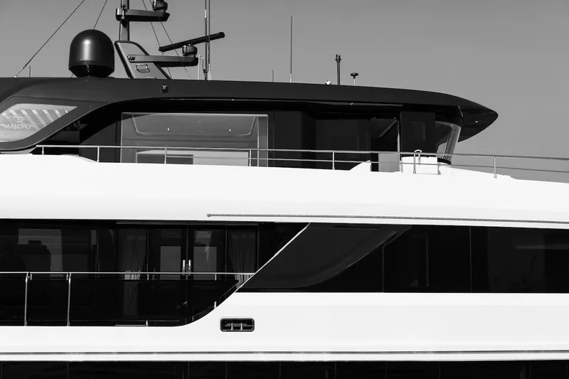 Slide: The Image of Majesty 100 Terrace yacht, 2025 model, sleek design, black and white profile view. - 15