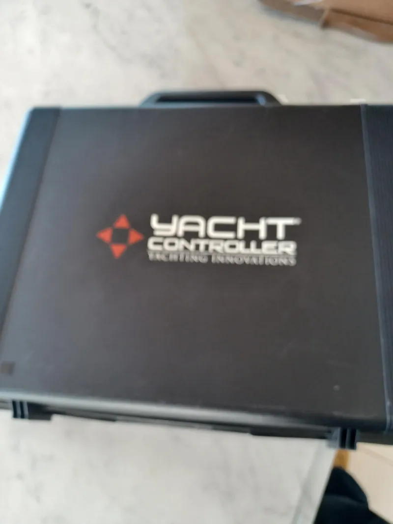 Slide: The Image of Yacht Controller case for Sea Ray 48 Sundancer 2006 model. - 24