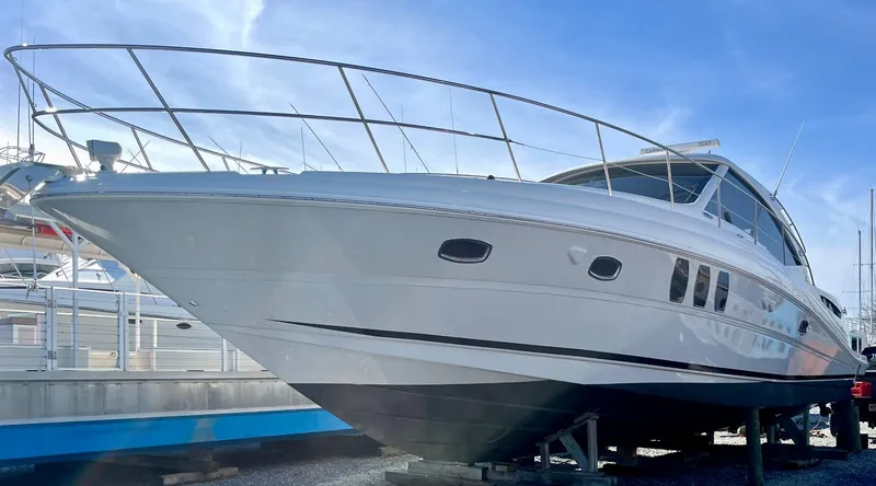 Slide: The Image of 2006 Sea Ray 48 Sundancer yacht on display, showcasing sleek design and modern features. - 30