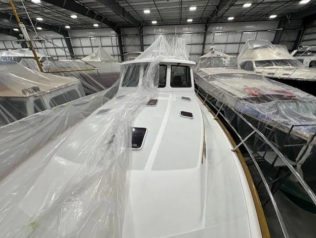 Slide: The Image of Sabre 42 Express Hardtop 2004 - 64