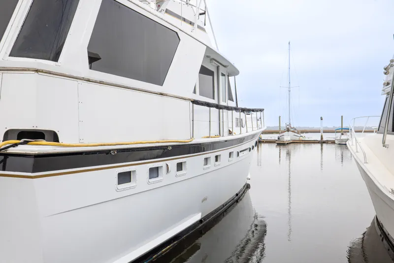 Slide: The Image of Hatteras 53 Motor Yacht 1980 - 144
