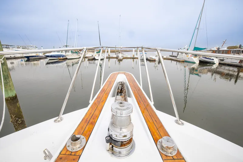 Slide: The Image of Hatteras 53 Motor Yacht 1980 - 80