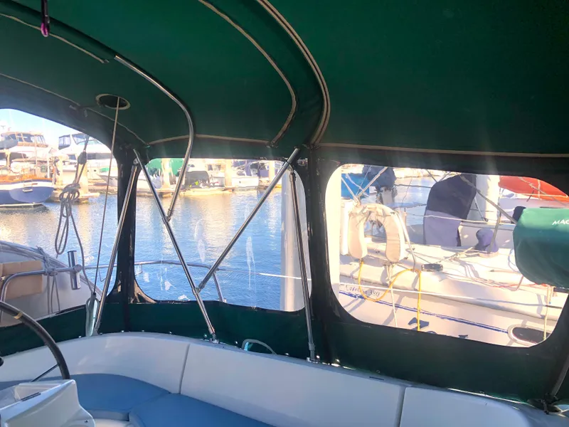 Slide: The Image of Full enclosure port - 20