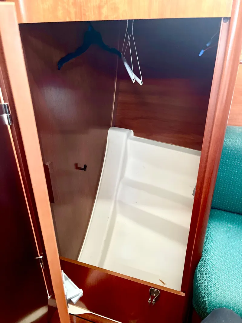 Slide: The Image of Hanging locker - 33