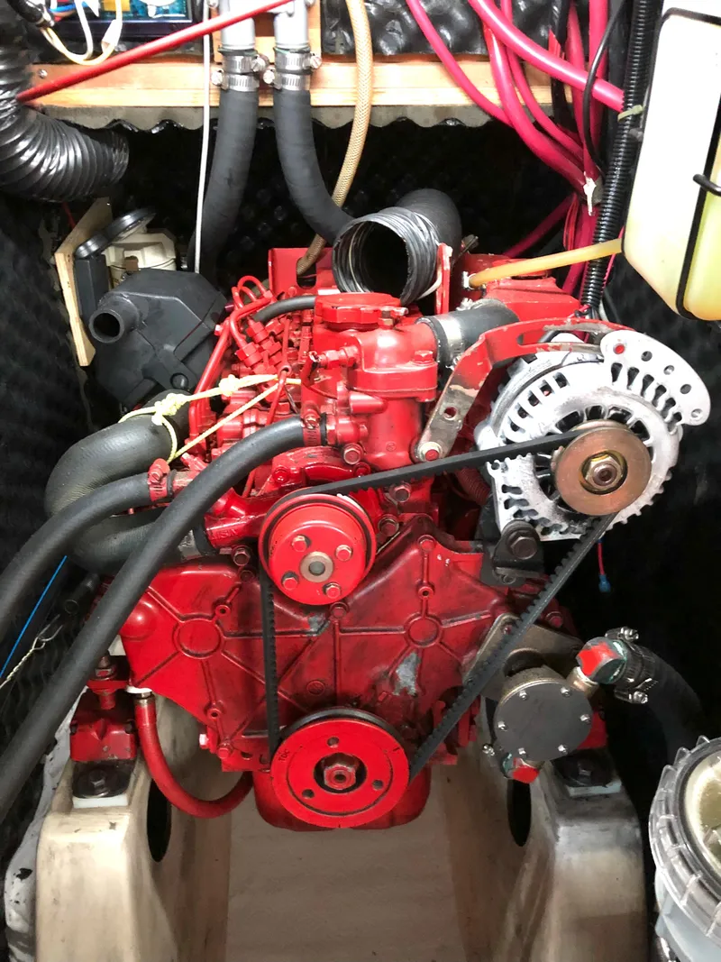 Slide: The Image of Super clean engine closeup - 40