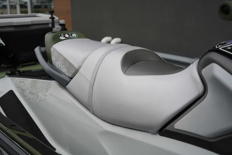 Slide: The Image of Sea-Doo FishPro Apex 300 2025 - 11