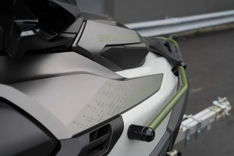 Slide: The Image of Sea-Doo FishPro Apex 300 2025 - 24