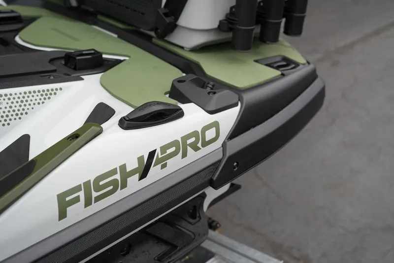 Slide: The Image of Sea-Doo FishPro Apex 300 2025 - 49