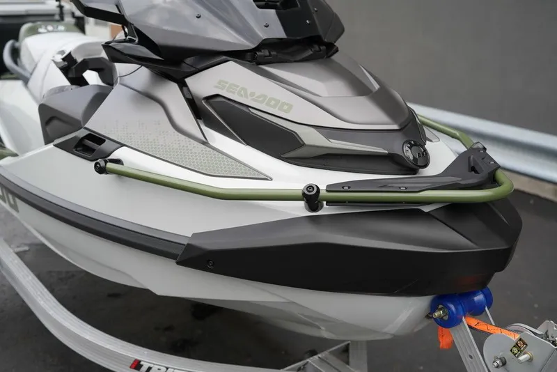 Slide: The Image of Sea-Doo FishPro Apex 300 2025 - 6