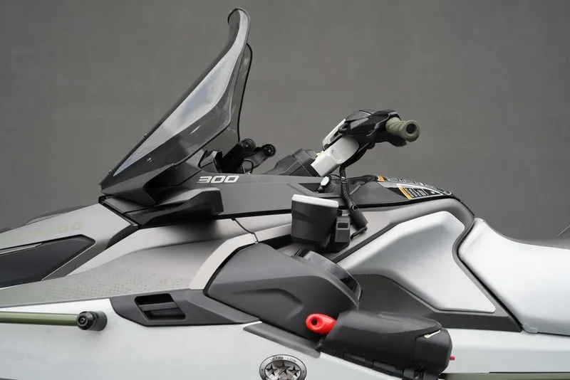 Slide: The Image of Sea-Doo FishPro Apex 300 2025 - 61