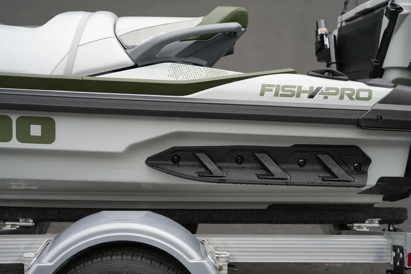 Slide: The Image of Sea-Doo FishPro Apex 300 2025 - 66
