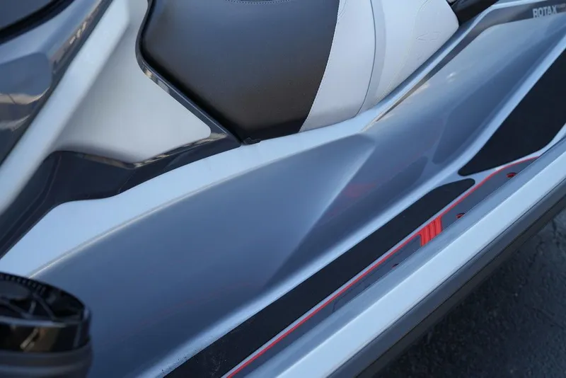 Slide: The Image of Sea-Doo RXT-X 325 2025 - 39