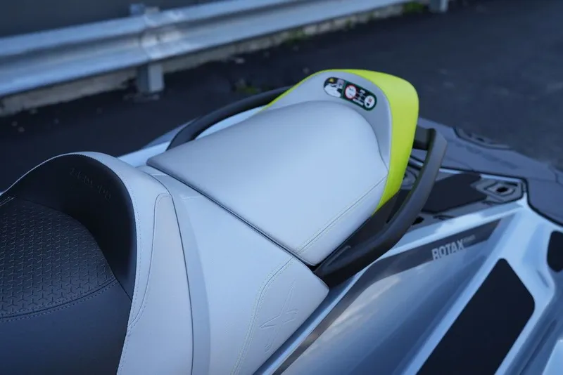 Slide: The Image of Sea-Doo RXT-X 325 2025 - 41