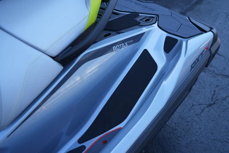 Slide: The Image of Sea-Doo RXT-X 325 2025 - 42