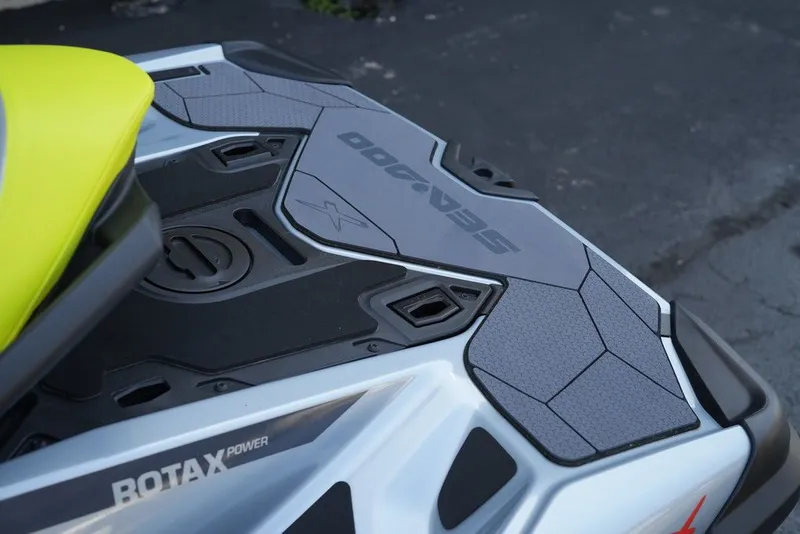Slide: The Image of Sea-Doo RXT-X 325 2025 - 43