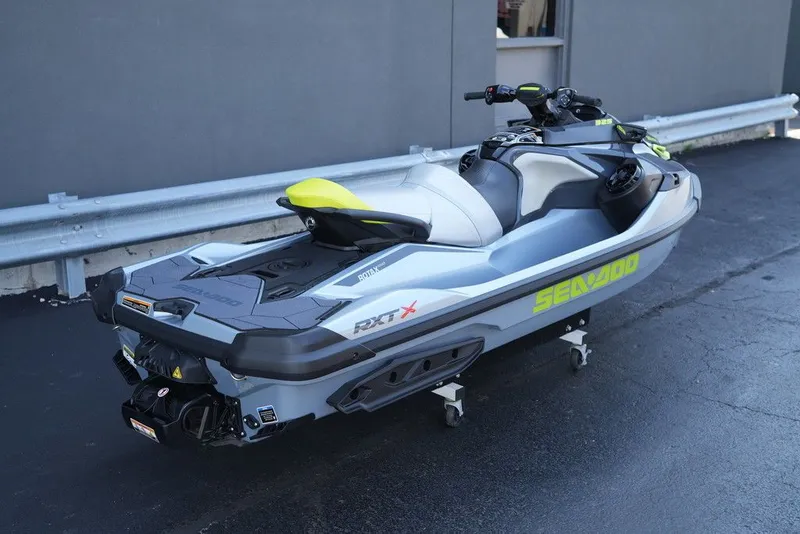 Slide: The Image of Sea-Doo RXT-X 325 2025 - 6