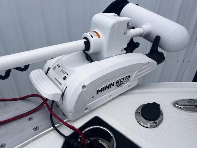 Slide: The Image of Minn Kota Terrova trolling motor on 2021 Blackfin 252 CC boat deck. - 16