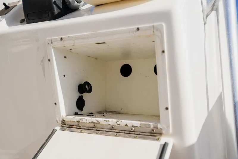 Slide: The Image of Sea Fox 286 Commander 2012 - 101