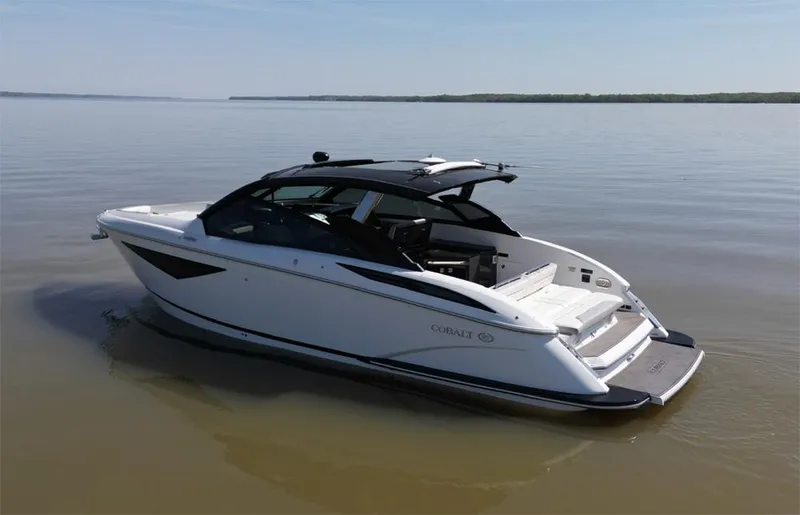 Slide: The Image of Port quarter profile - 7