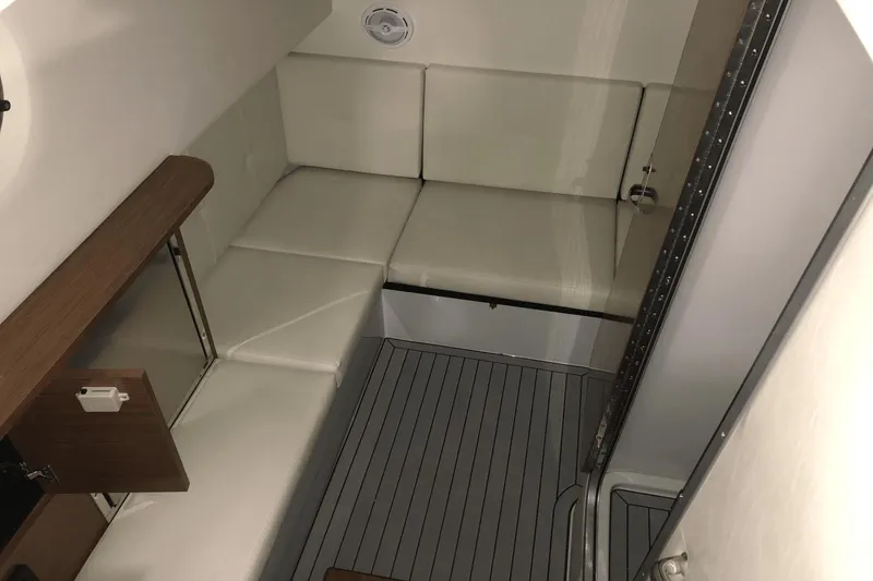 Slide: The Image of Cruisers Yachts 338SS 2017 - 11