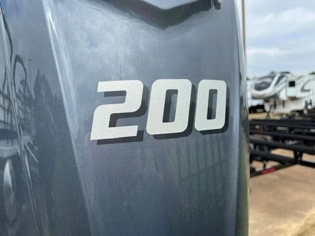 Slide: The Image of Close-up of '200' on 2025 Veranda Vista Sport 25RC boat engine. - 5
