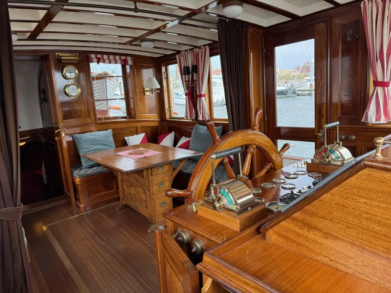 Slide: The Image of Alden Custom Design & 2008-2011 by Rockport Marine 1938 - 111