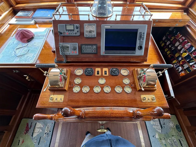 Slide: The Image of Alden Custom Design & 2008-2011 by Rockport Marine 1938 - 115