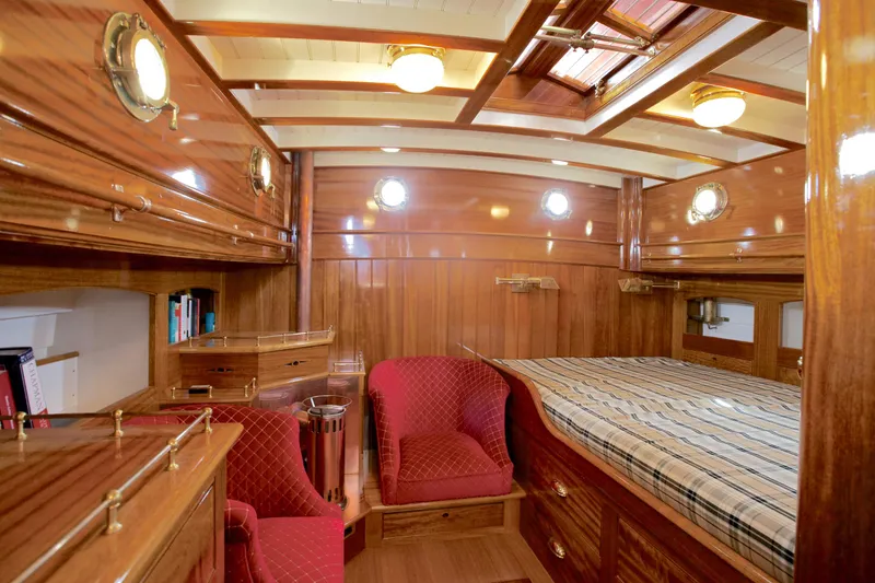 Slide: The Image of Alden Custom Design & 2008-2011 by Rockport Marine 1938 - 122