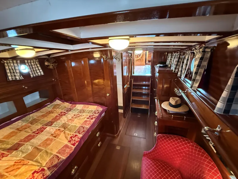 Slide: The Image of Alden Custom Design & 2008-2011 by Rockport Marine 1938 - 127