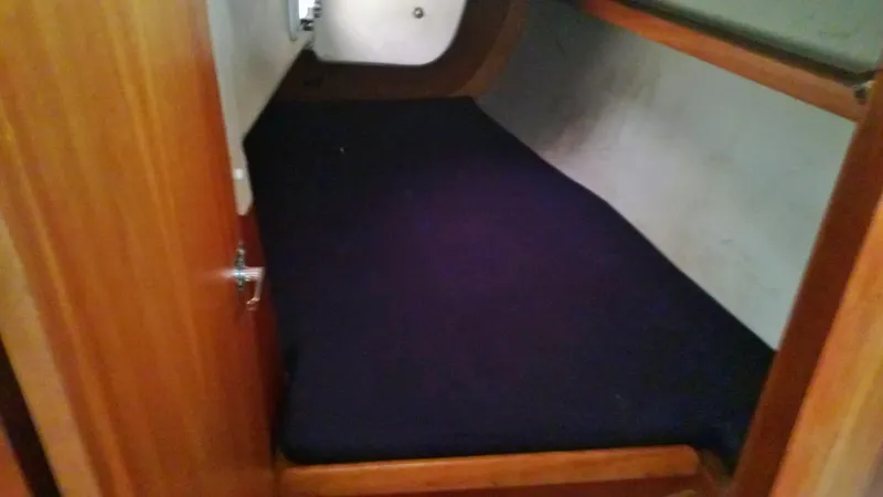 Slide: The Image of V Berth - 17