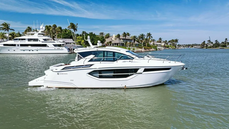 Slide: The Image of Cruisers 42 Cantius 2023 - 37