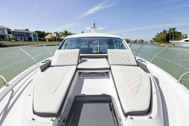 Slide: The Image of Cruisers 42 Cantius 2023 - 4