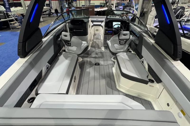 Slide: The Image of 2025 Chaparral 2870 SSX boat interior with modern helm and seating. - 4