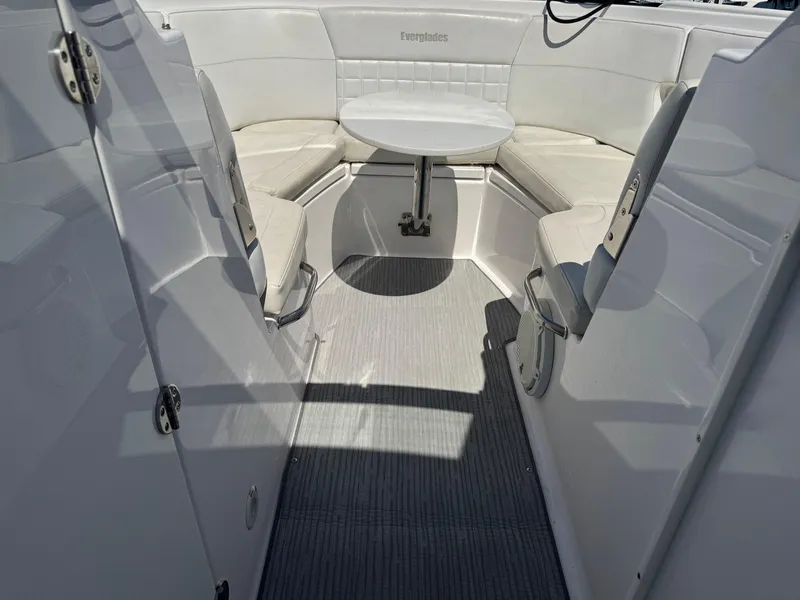 Slide: The Image of Everglades 340 Dual Console 2019 - 60