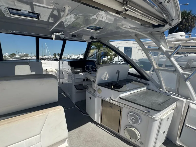 Slide: The Image of Everglades 340 Dual Console 2019 - 70