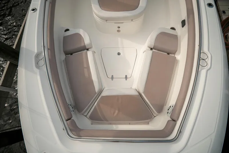 Slide: The Image of Boston Whaler 350 Outrage 2015 - 25