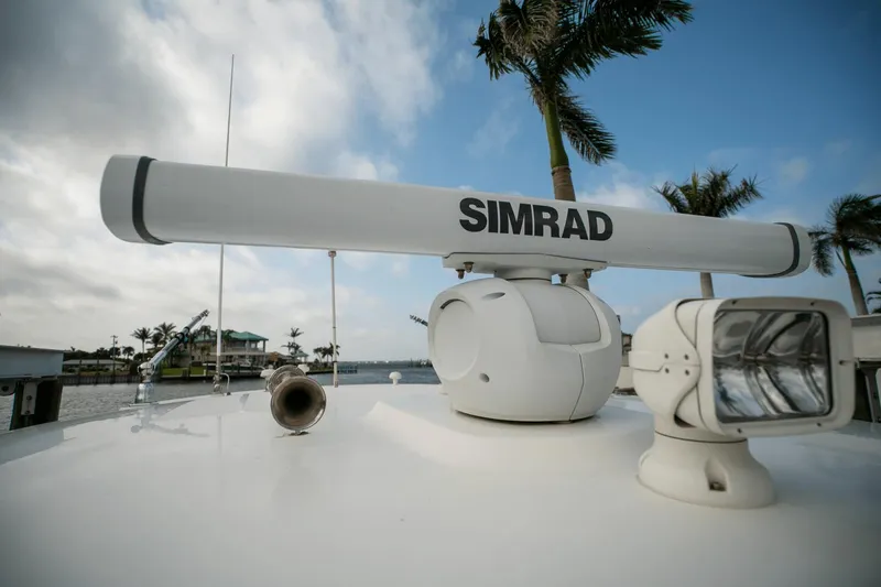 Slide: The Image of Boston Whaler 350 Outrage 2015 - 28